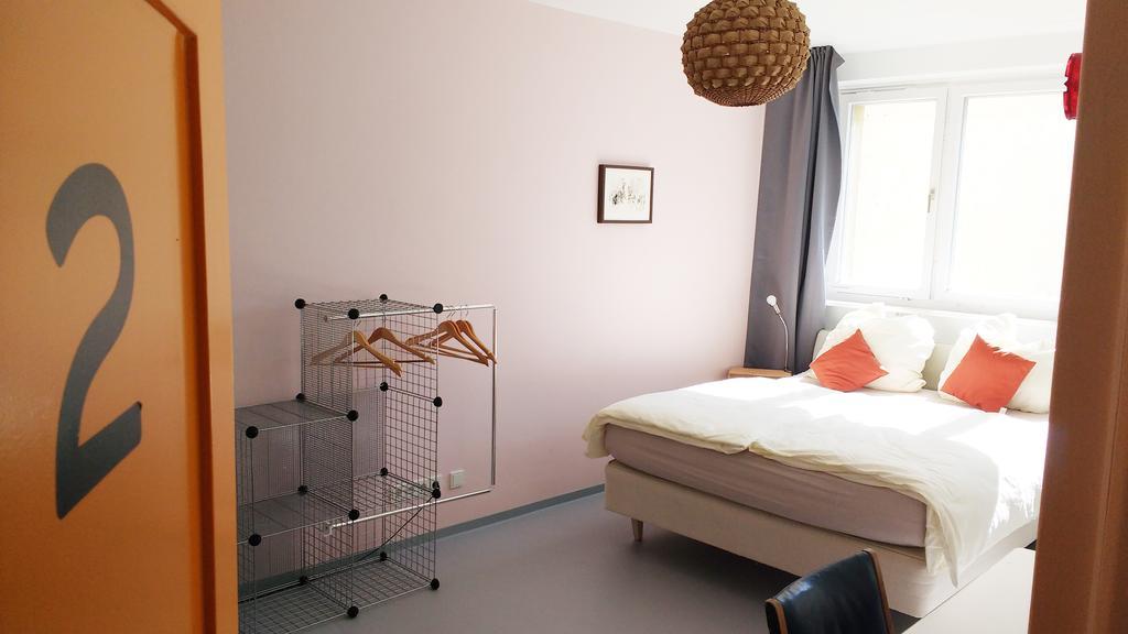Minitel Apartment